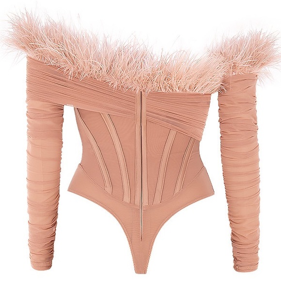 HOUSE OF CB 'Faith' Blush Off The Shoulder Feather Bodysuit NWOT - Picture 10 of 17